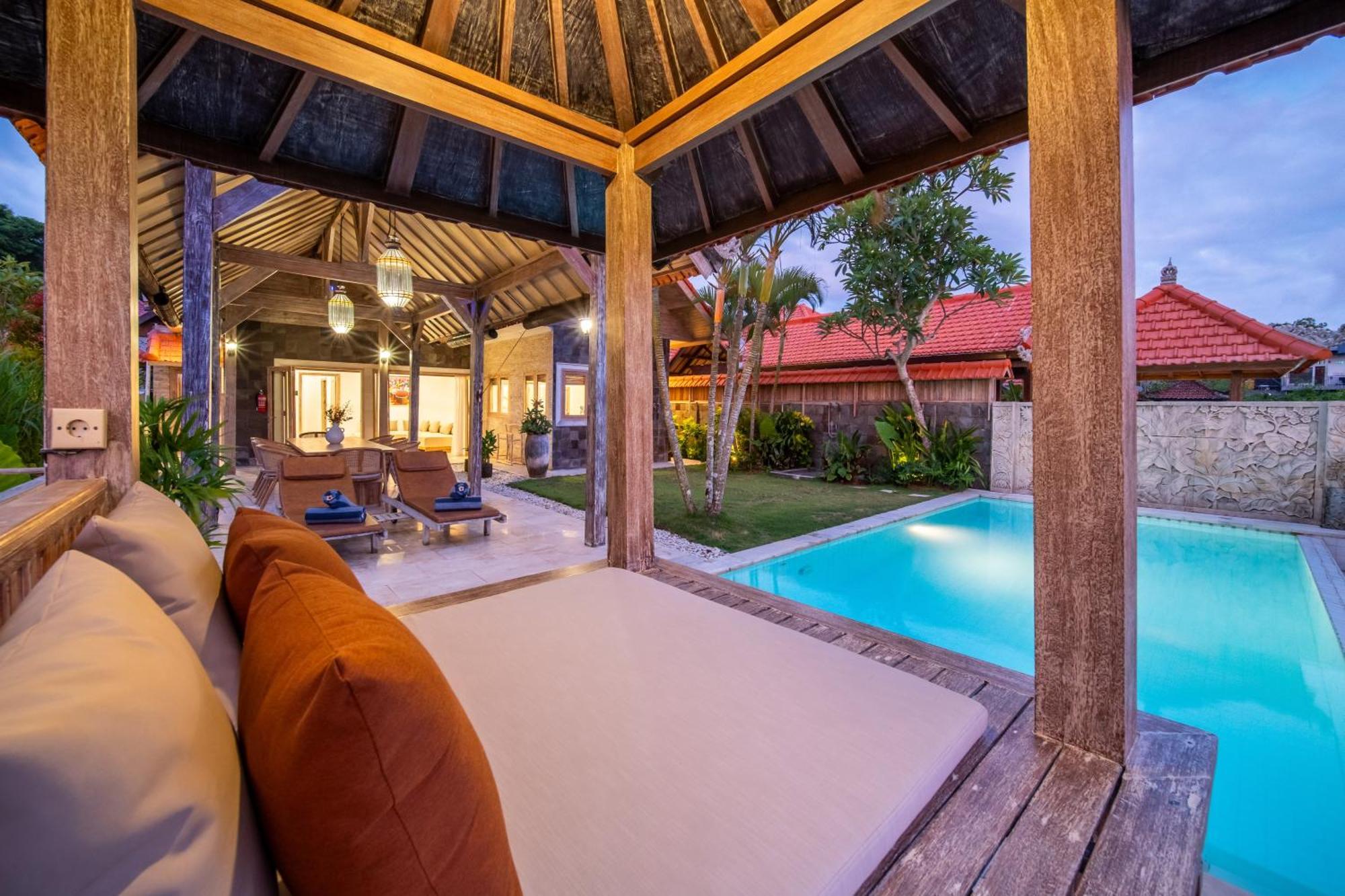 Tropical Villa Indah ウルワツ エクステリア 写真