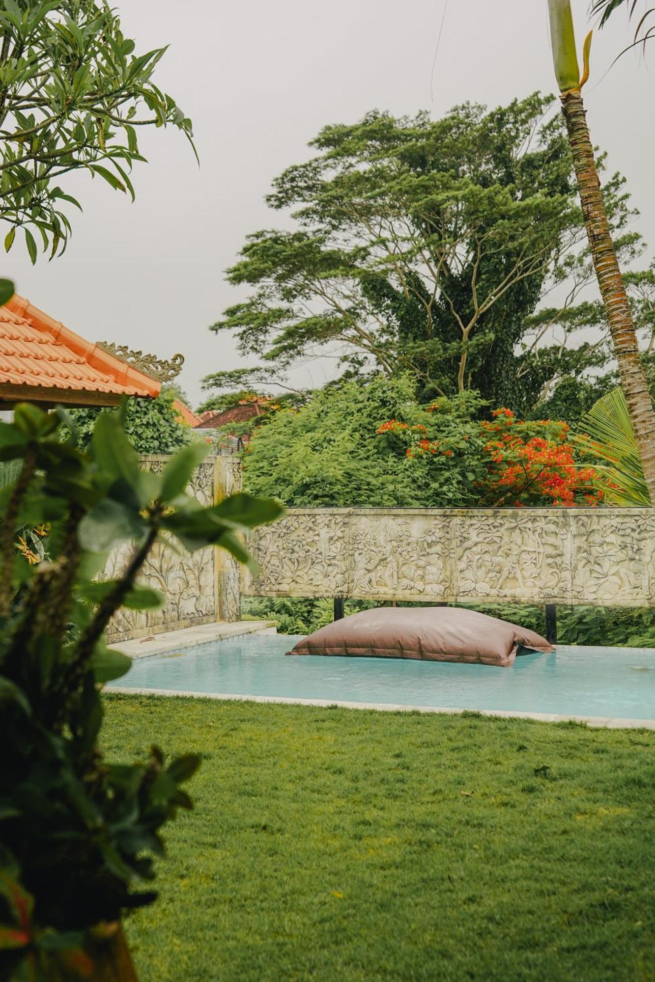 Tropical Villa Indah ウルワツ エクステリア 写真