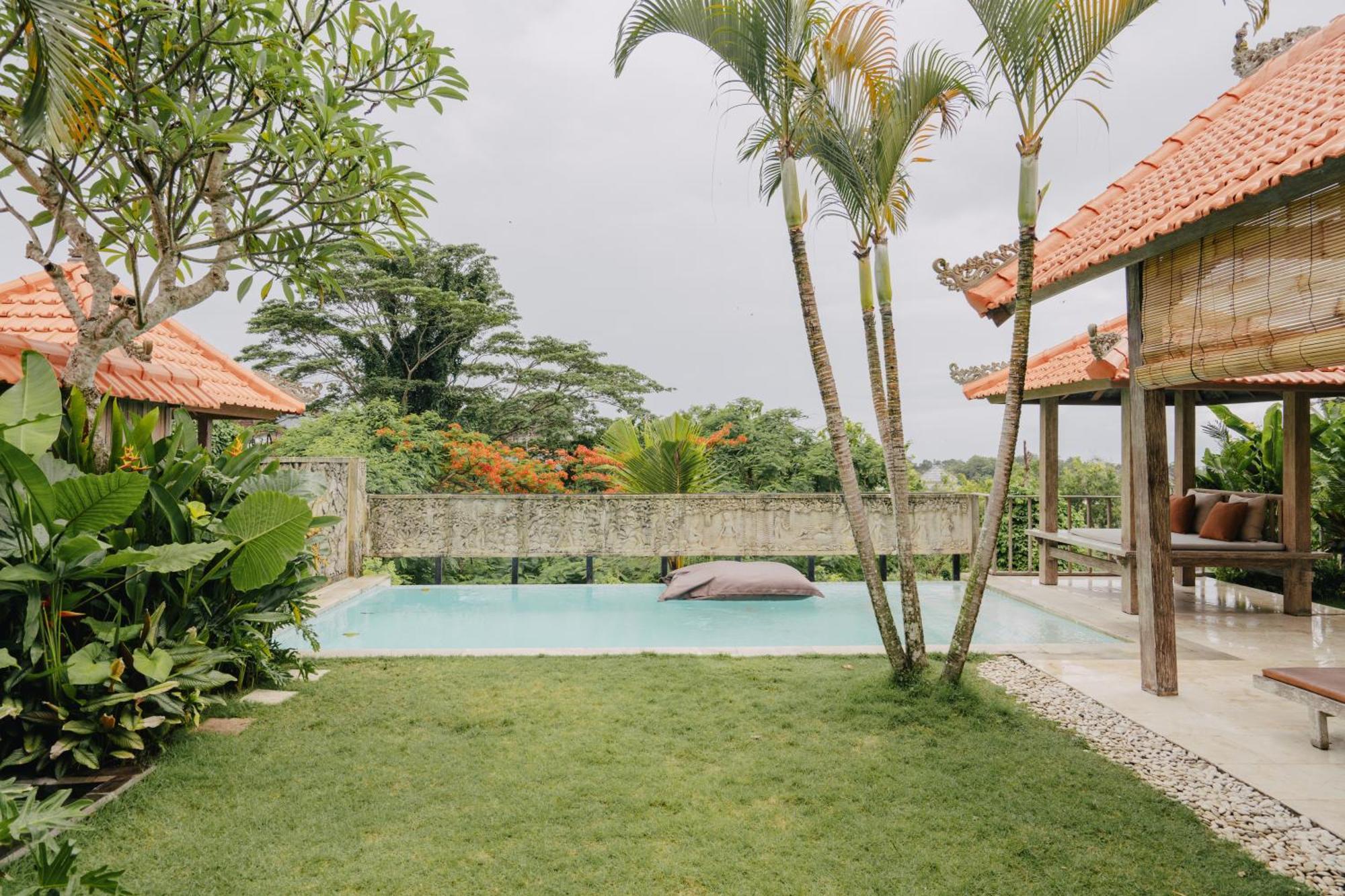 Tropical Villa Indah ウルワツ エクステリア 写真